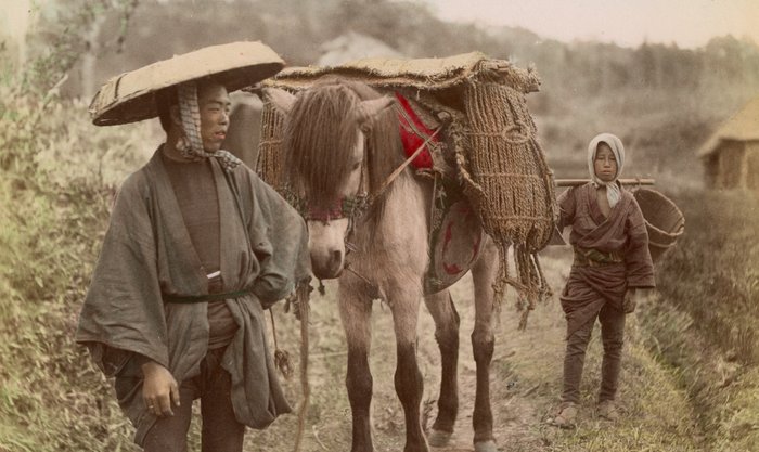 Kusakabe Kimbei Farsari et divers Yokohama School - "Pack horse on the country way"