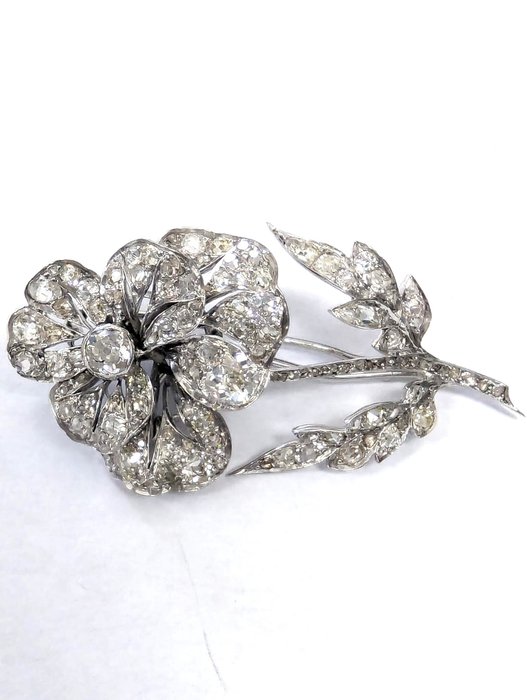 Broche - 18 kraat Hvidguld -  7.00ct. tw. Diamant (Natur)