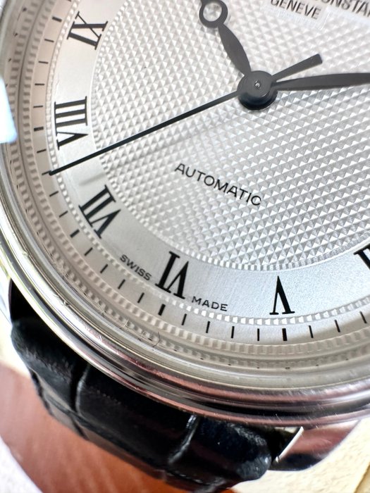 Frédérique Constant - Classic Automatic - Ingen mindstepris - FC303 MC3P6 - Mænd - 2011-nu