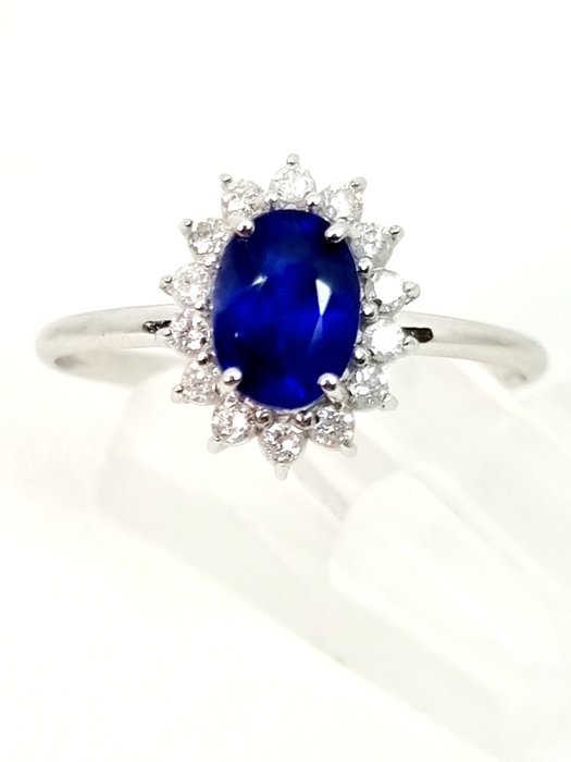 Ring - 18 kraat Hvidguld Safir - Diamant