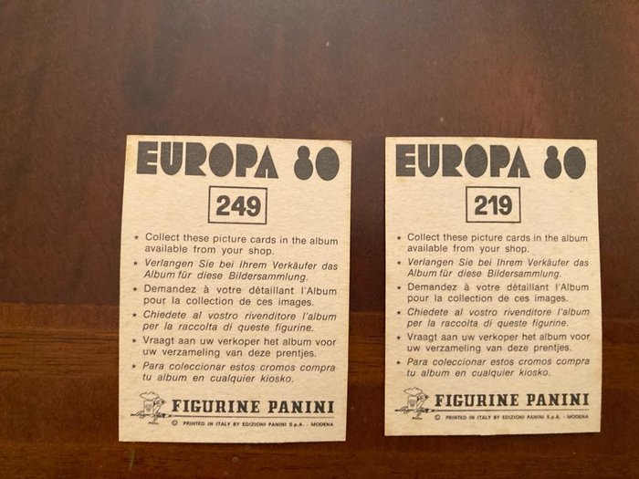 Panini - Europa 80 - Hungary and Soviet Union badges - 2 Loose stickers