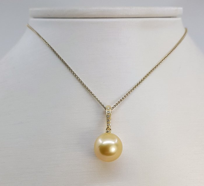 Halskæde med vedhæng - 14 karat Gulguld -  0.04ct. tw. - 11x12mm South Sea Pearl