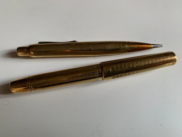 Columbus extra - set - damaged pencil - Fyldepen