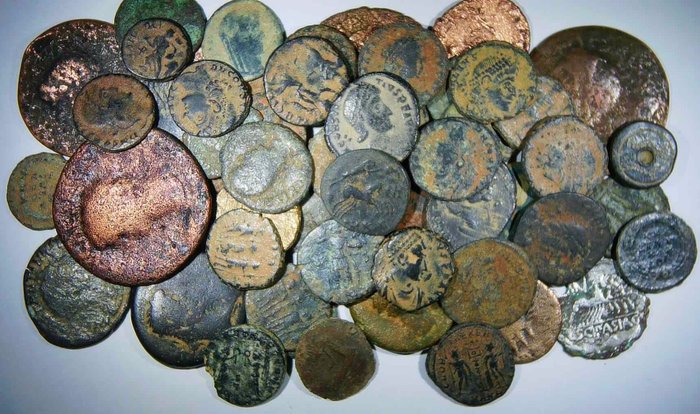 Romarriket. Lot of 55 Æ coins 1st - 4th century AD  (Ingen mindstepris)