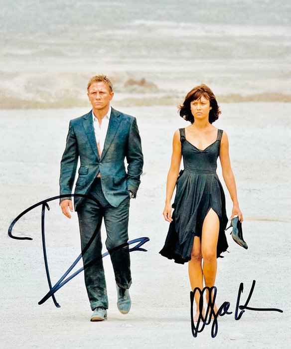 James Bond 007: A Quantum of Solace - Double signed with COA by Daniel Craig and Olga Kurylenko