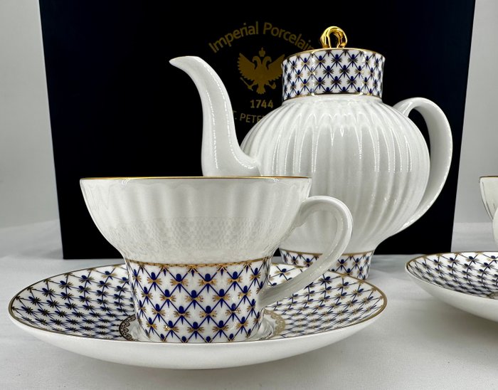 Lomonosov Imperial Porcelain Factory - Te service (5) - Knogle Kina - Kobolt Net Indsamling