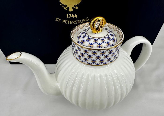 Lomonosov Imperial Porcelain Factory - Te service (5) - Knogle Kina - Kobolt Net Indsamling