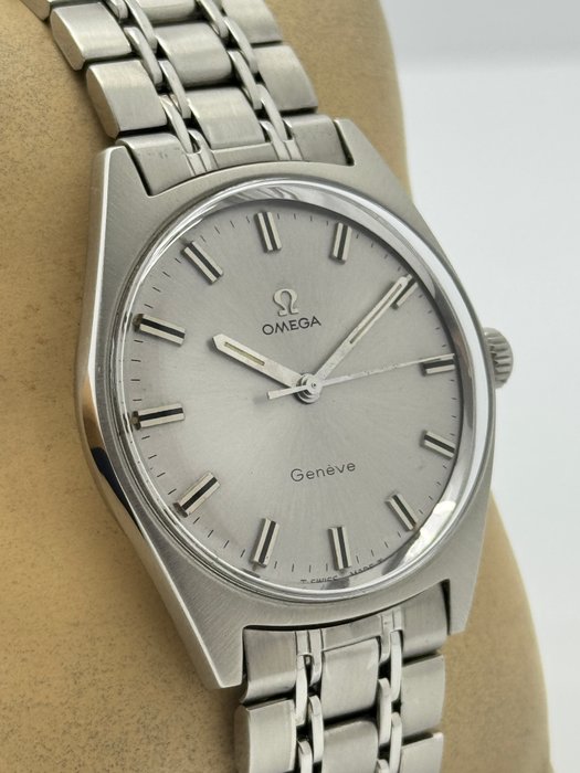 Omega - Geneve Date Cal.601 - Ingen mindstepris - 135.041 - Mænd - 1960-1969