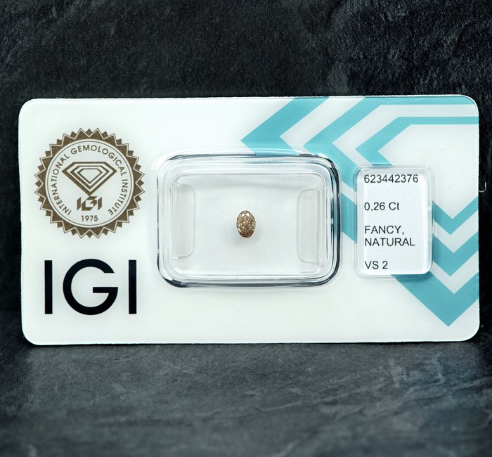 1 pcs Diamant  (Naturfarvet)  - 0.26 ct - Fancy Gullig Brun - VS2 - International Gemological Institute (IGI)