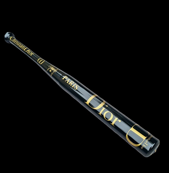 Moontje - Dior Baseball Bat Black-Gold edition.