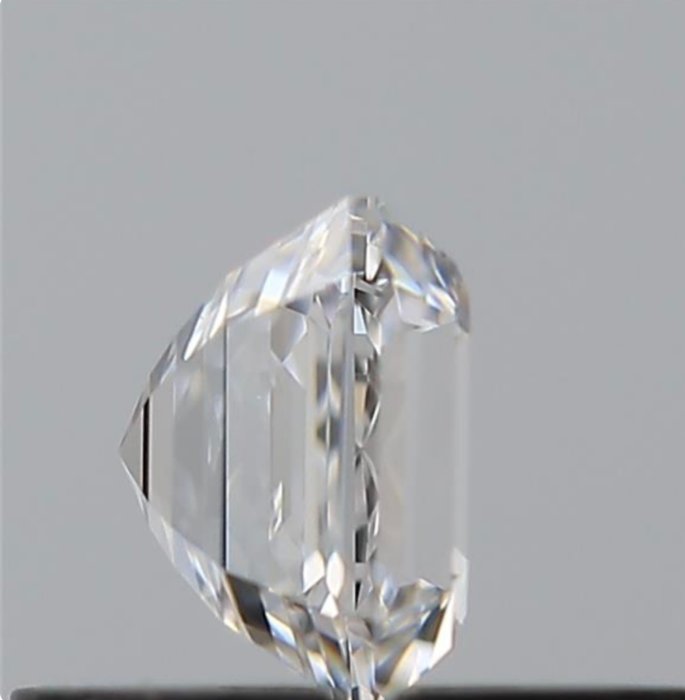 Ingen mindstepris - 1 pcs Diamant  (Natur)  - 0.50 ct - Smaragd - E - VS2 - Gemological Institute of America (GIA)