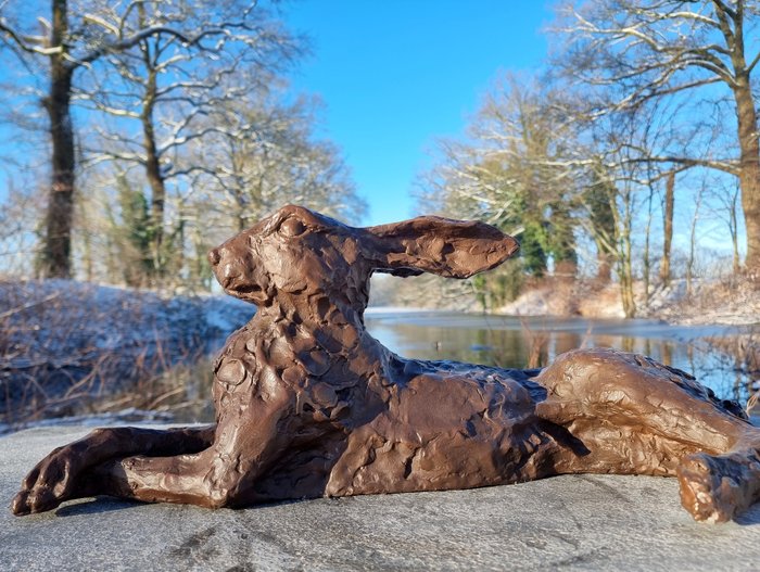 Skulptur, Xl bronze hare - 60 cm - Bronze