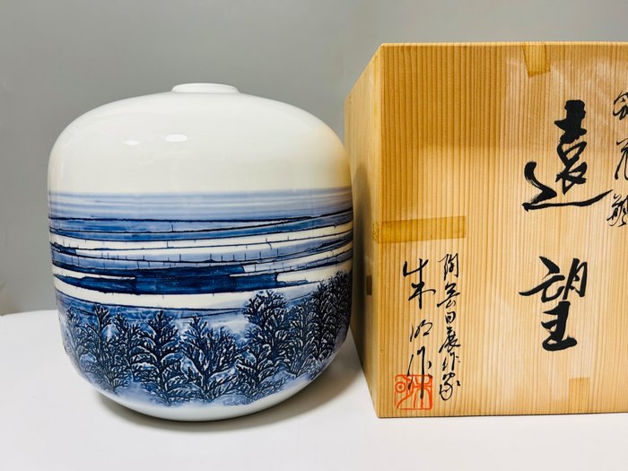 Vase - Porcelæn - Japan