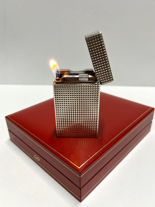 S.T. Dupont - L1 BR - Diamond head - Lighter - Forsølvet