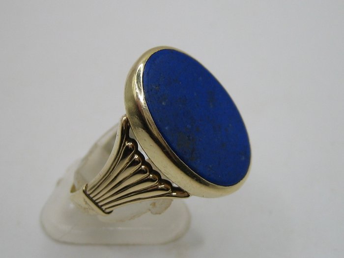 Ring - 14 karat Gulguld, Mænds signetring oval lapis lazuli stor tung. Mesterens mærke