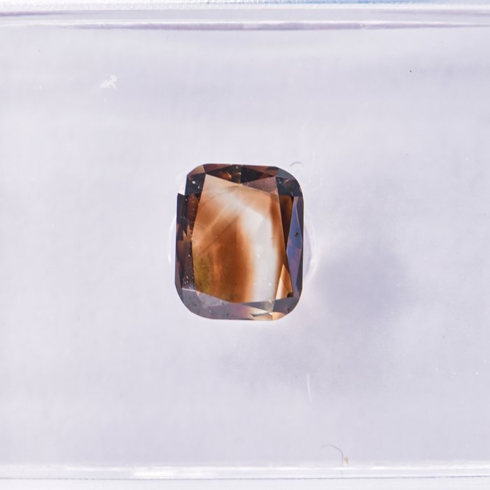 Ingen mindstepris - 1 pcs Diamant  (Naturfarvet)  - 0.62 ct - Pude - Fancy deep Gullig Brun - SI1 - International Gemological Institute (IGI)