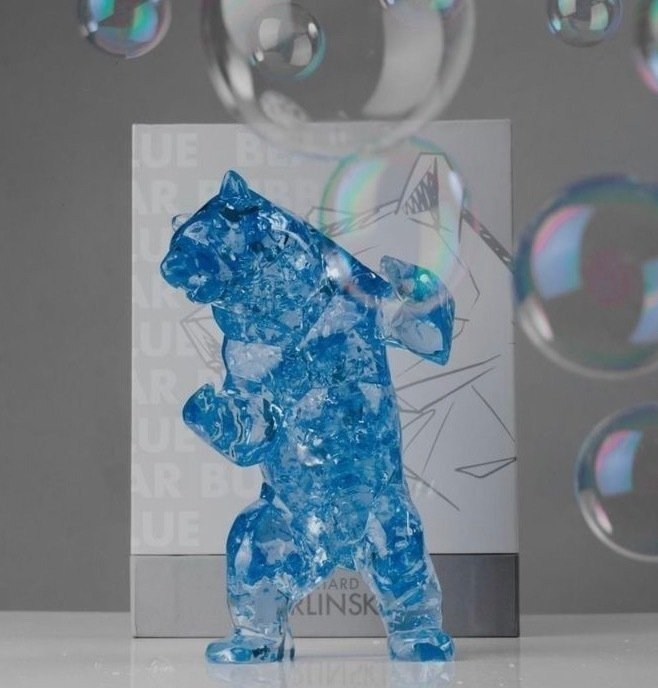 Richard Orlinski (1966) - Bear Bubble (Blue Edition)