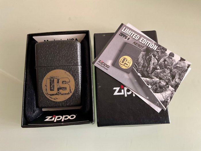 Zippo - US Army - Lommelighter - sort knitren