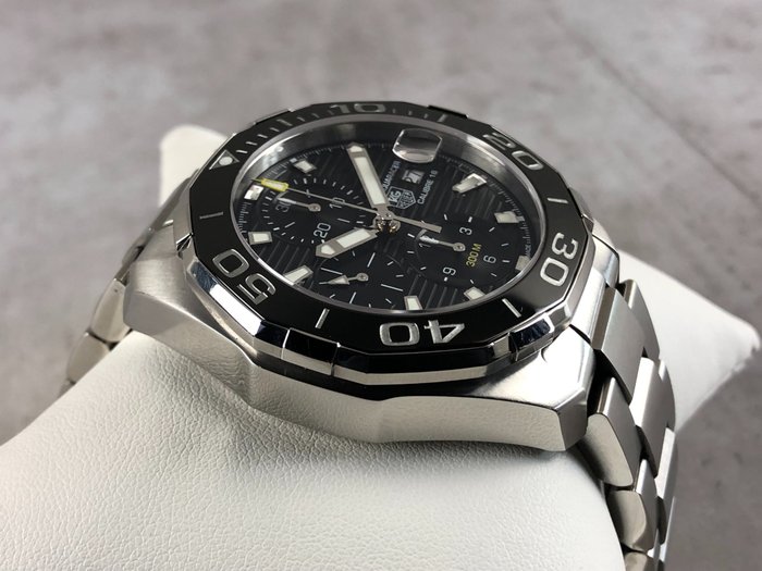 TAG Heuer - Aquaracer Chronograph Automatic 300M - Ingen mindstepris - CAY211A - Mænd - 2023