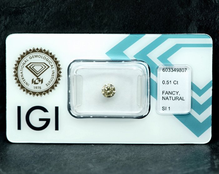 1 pcs Diamant  (Naturfarvet)  - 0.51 ct - Fancy light Grålig Gul - SI1 - International Gemological Institute (IGI)