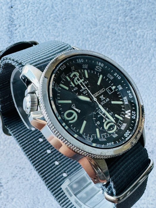 Seiko - Solar Chronograph - Ingen mindstepris - V172-0AL0 - Mænd - 2000-2010