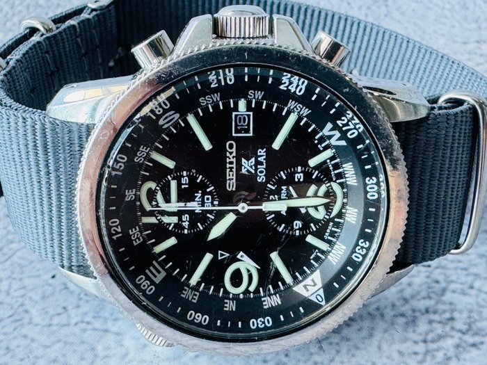 Seiko - Solar Chronograph - Ingen mindstepris - V172-0AL0 - Mænd - 2000-2010