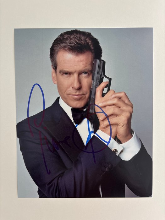 James Bond, Pierce Brosnan as "007 James Bond" handsigned photo with B'BC holographic COA