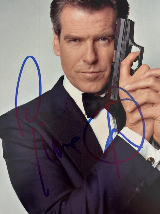 James Bond, Pierce Brosnan as "007 James Bond" handsigned photo with B'BC holographic COA