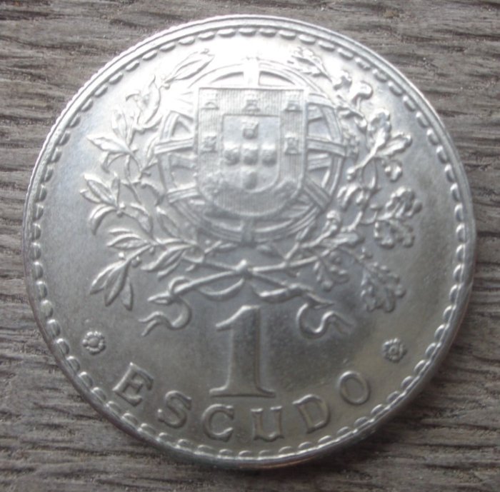 Portugal Republic 1 Escudo 1944