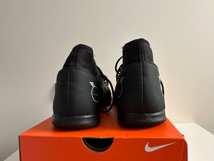 Nike - Sneakers - Størelse: Shoes / EU 43