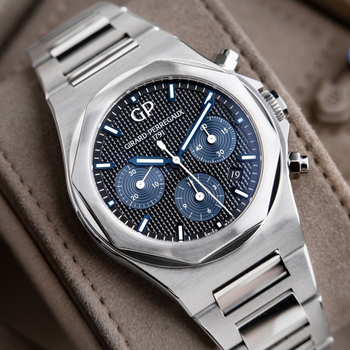 Girard-Perregaux - Laureato Chronograph - Ref.81020 - Mænd - 2011-nu