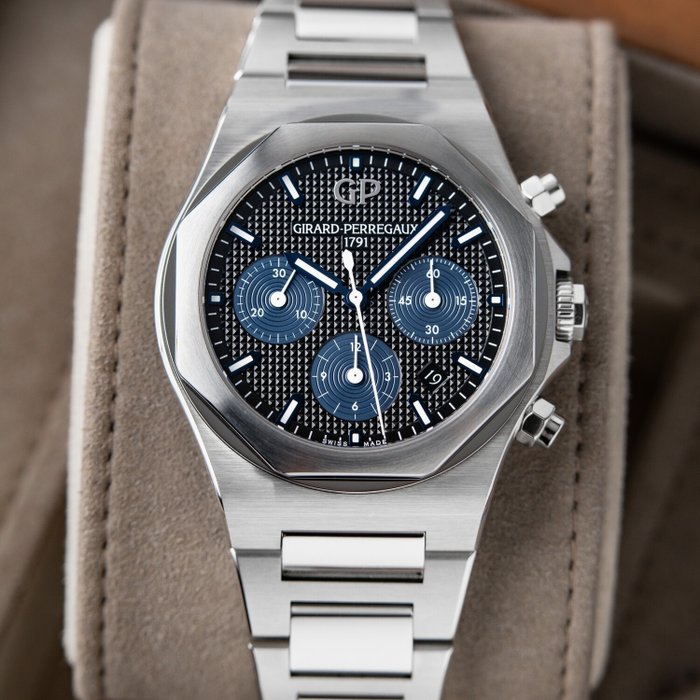 Girard-Perregaux - Laureato Chronograph - Ref.81020 - Mænd - 2011-nu