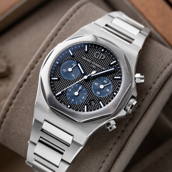 Girard-Perregaux - Laureato Chronograph - Ref.81020 - Mænd - 2011-nu