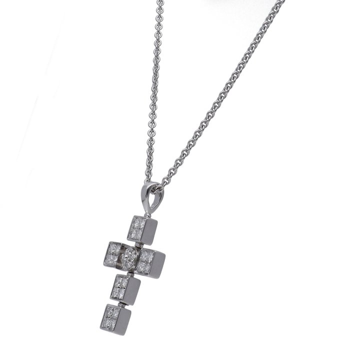 Bvlgari - Halskæde - Lucia Latin Cross Diamond Necklace CL852150 - 18 kraat Hvidguld - Diamant