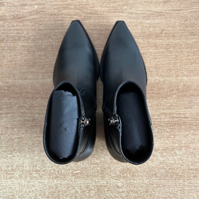 Yves Saint Laurent - Støvler - Størelse: Shoes / EU 38