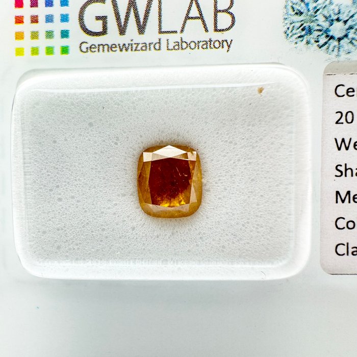 Ingen mindstepris - 1 pcs Diamant  (Naturfarvet)  - 1.16 ct - Pude - Fancy vivid Orange nuance Gul - I3 - Gemewizard Gemological Laboratory (GWLab)