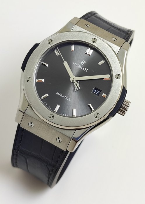 Hublot - Classic Fusion Titanium "Racing Grey" - 542.NX.7071.LR - Mænd - 2011-nu