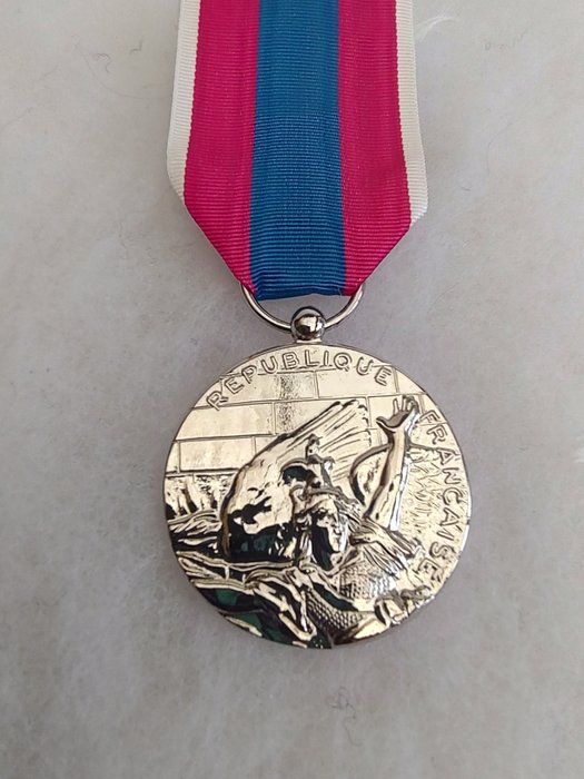 Frankrig - Militærmedalje - Masser af franske medaljer