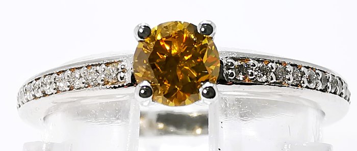 Ring - 18 kraat Hvidguld -  0.46ct. tw. Gul Diamant (Naturfarvet) - Diamant