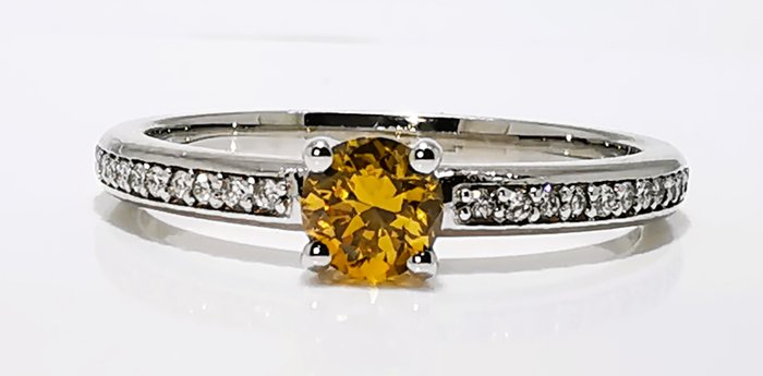 Ring - 18 kraat Hvidguld -  0.46ct. tw. Gul Diamant (Naturfarvet) - Diamant