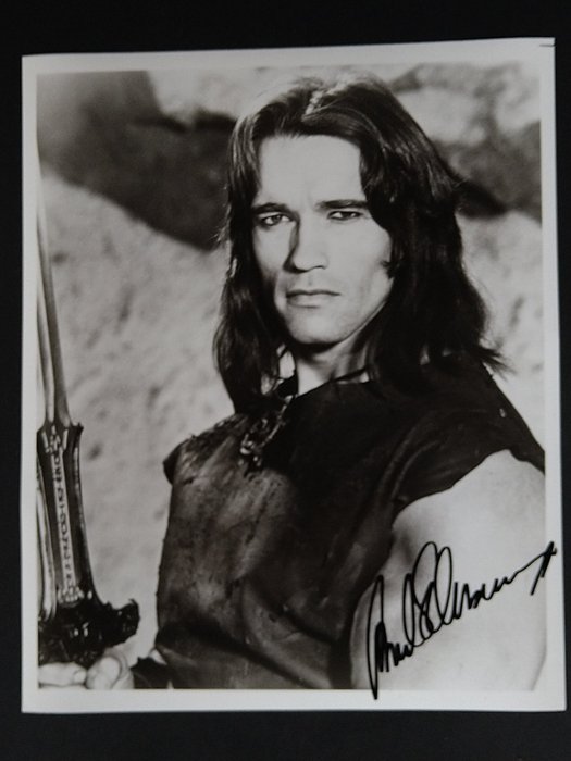 Conan the Barbarian - Arnold Schwarzenegger "Conan" - Signed Photo with LOA