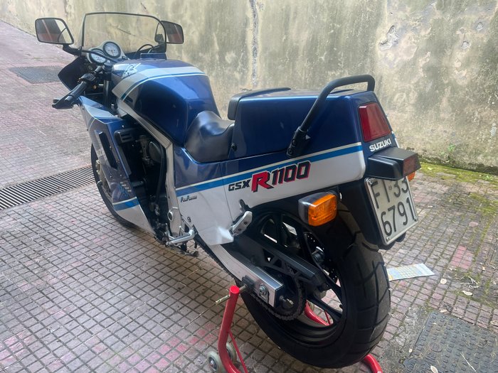 Suzuki - GSX-R 1100 - 1988