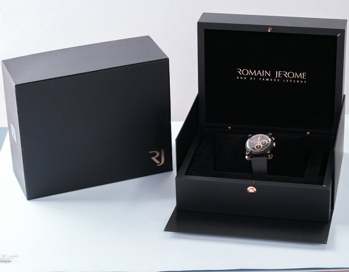 Romain Jerome - Moon-DNA Invader Chronograph - RJMCHIN00402 - Mænd - 2011-nu