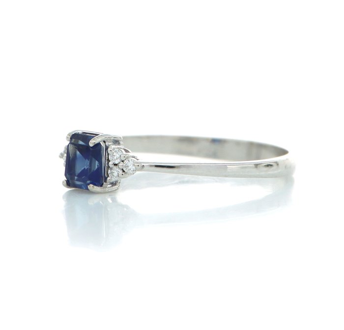 Ingen mindstepris - Ring - 18 kraat Hvidguld, NY -  0.50ct. tw. Safir - Diamant