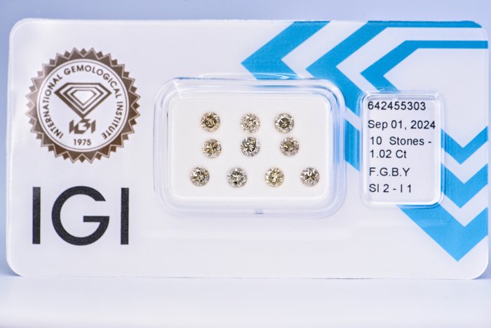 Ingen mindstepris - 10 pcs Diamant  (Naturfarvet)  - 102 ct - Rund - Fancy Brunlig Grønlig Gul - I1 SI2 - International Gemological Institute (IGI)