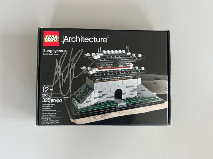 Lego - 21016 Architecture Sungnyemun - signed by designer