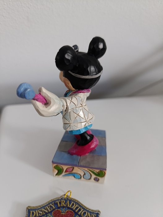 Enesco/Disney - Jim Shore - Figur - Minnie Mouse - 4031473 To Your Health in OVP Disney Traditions - Harpiks