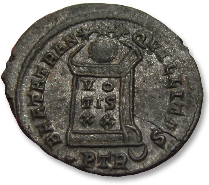 Romarriket Constantine I (AD 306-337) Follis Trever (Trier) mint circa 322-323 AD - BEATA TRANQVILLITAS - mintmark •PTR(crescent)  -