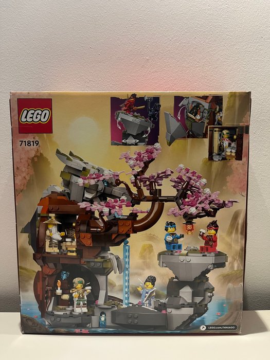 Lego - Lego Ninjago  71819 Dragon Stone Shrine