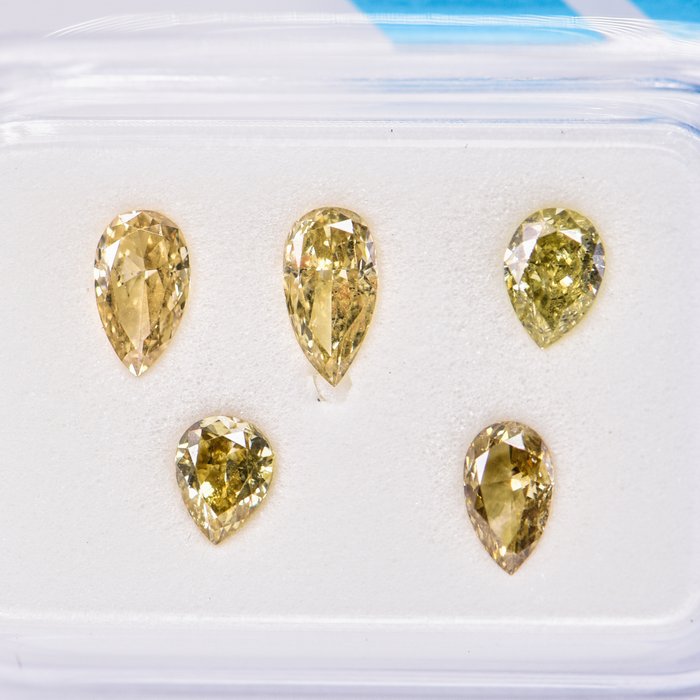 Ingen mindstepris - 5 pcs Diamant  (Naturfarvet)  - 1.06 ct - Pære - Fancy, Fancy deep Brunlig, Grønlig, Gul Brun, Gul - SI2 - International Gemological Institute (IGI)